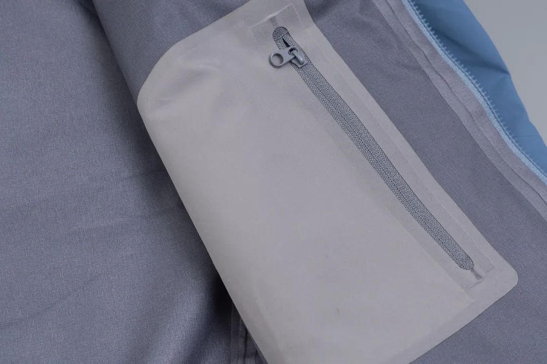 ARC'TERYX# BETA LIGHT WEIGHT BRTA LW 2024 Arc’teryx ， ， ， 。 goretex，lt 40d lightweight ， New Arrival cknit ， lt ， 。 ， logo ，lightweight 。 ， ，New Arrivallightweight recco ， ， ， ， ， 。 ， Wear-Resistant， 、 Breathable， ！ ， 3D Tri-Durance ， ， YKK ， ！